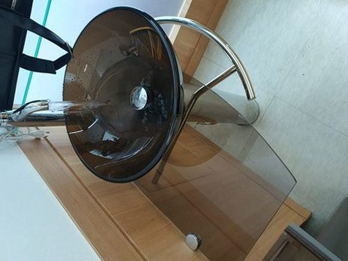 송파구 하수구막힘 트랩 부품을 분리해 이물질과 패킹 상태를 확인하는 모습
